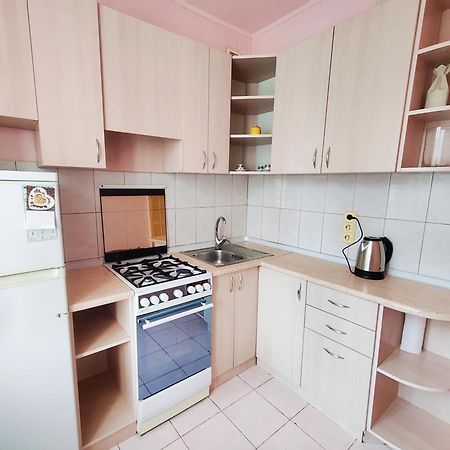 Apartment On Peremogy Square Kijów Zewnętrze zdjęcie